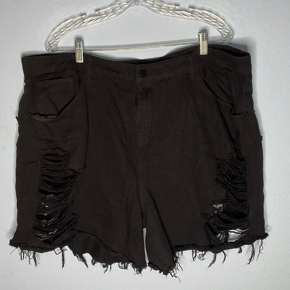 Size 4x black distressed shorts from SHEIN